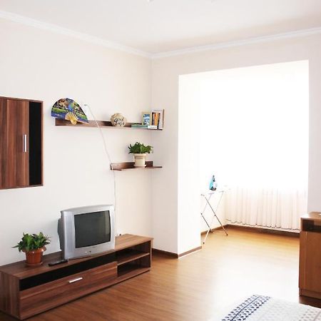 Центр Міста Однокімнатна Новобудова Apartment Lutsk Luaran gambar