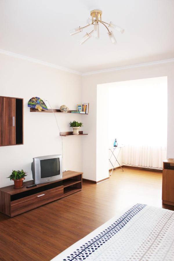 Центр Міста Однокімнатна Новобудова Apartment Lutsk Luaran gambar